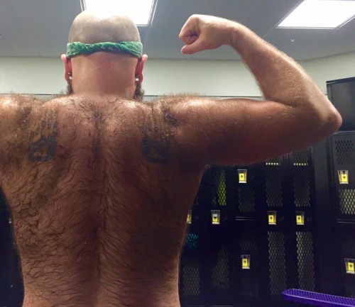 djcubster: Rawr. #SweatKing #BackHairDontCare Hot