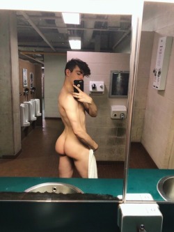 butt-boys:  Big assed twink. 