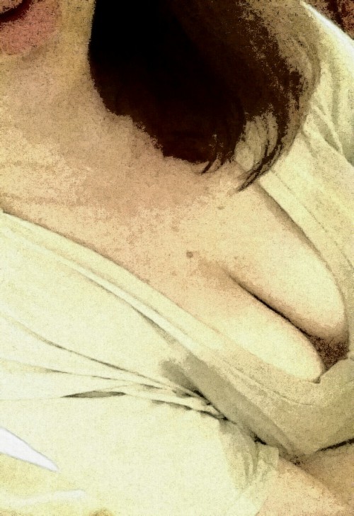 soulmates20:  Who needs sexy lingerie?  Tonight it’s a t-shirt and nothing else.  If only E was here to take it off me. 