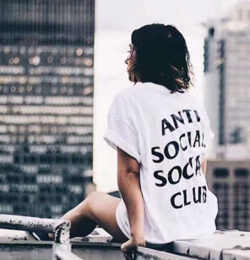 uniquetigerface: GET  ANTI SOCIAL SOCIAL CLUB TEE HERE ศ.23  NOW ONLY  ย.27  ,  LIMITED IN STOCK! WORLDWIDE SHIPPING 