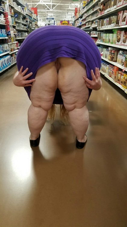 cowboyscouple04: Showing off at the store.