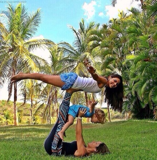 the-inspired-lesbian:  8k—milesaway:  Baby, maybe someday this could be us  