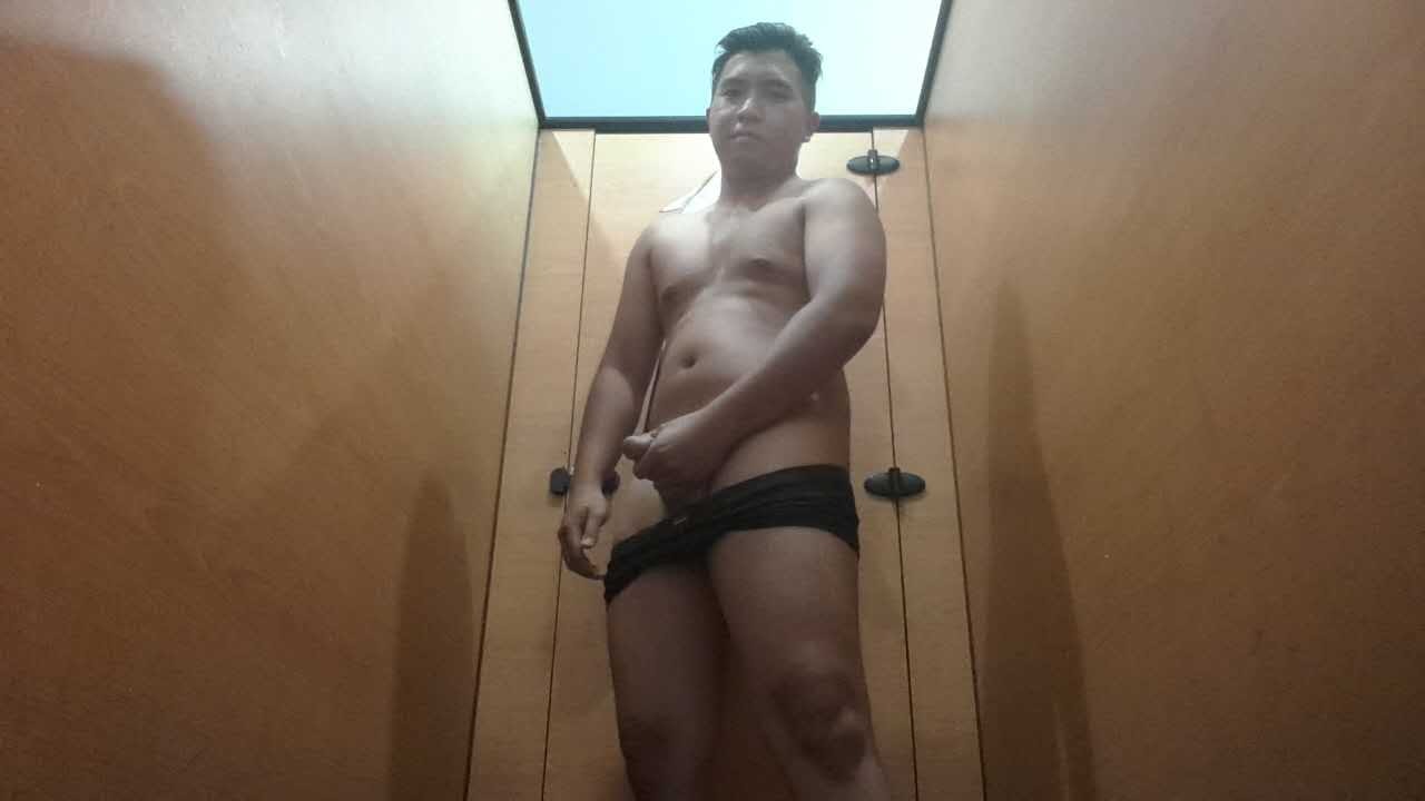 nakaljb:Part 1 - SUAMI ORANG . badan memang taste aku ni . Add la ID aku dah share