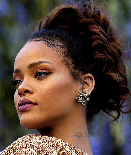 rrihannas