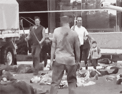 a-pathetic-fangirl:  zuzzolek:  x  it’s totally normal to cry that this gifset