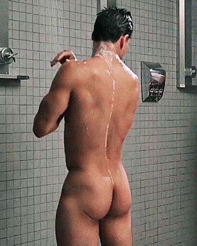 Mario Lopez In Nip/Tuck (4x03)