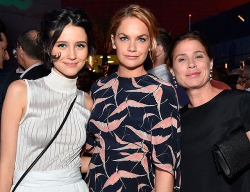 #JuliaGoldaniTelles (@juliagtelles1), #RuthWilson &amp; #MauraTierney at the 2015 Summer TCAs fo