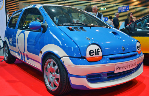 carsthatnevermadeitetc:Renault Twingo Cup, 1995. A prototype racing version of the Twingo that was to be powered by either 135hp 1.6 or 150hp 2.0 engines 