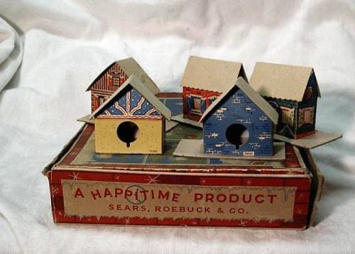 WWII cardboard Putz houses(Colmor “Printies”)Source