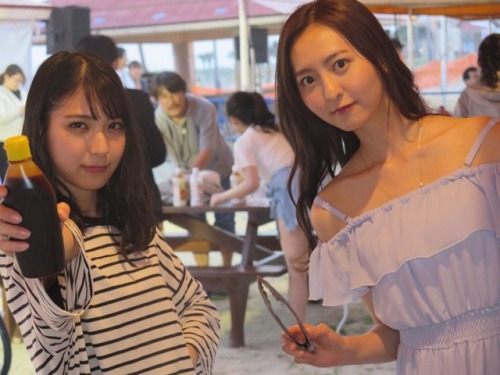 soimort:  豊永 阿紀 - Twitter - Sat 28 Apr 2018  隠し切れないなつまど推し。眼福。 I’m unconcealed NatsuMado-oshi. It’s eye candy for me.