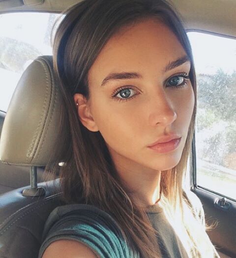remarkablybeautifulgirls:  Rachel