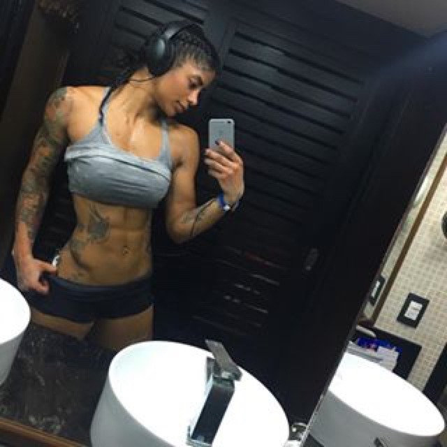 fit-black-superstars:  INSTAGRAM