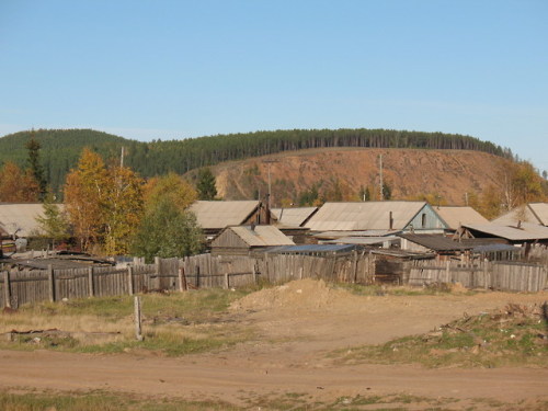 Houses on Olyokminsk Hill (Siberia, 2009).Olyokminsk was founded by the Cossack Petr Beketov in 1635