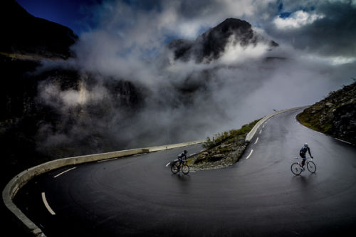 manticoreus: cadenced:  Piotr Trybalski’s photos of riding in Norway which won the Creative Travel P