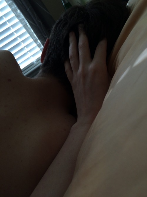 Porn cosettee:  Mornings are better with him  photos