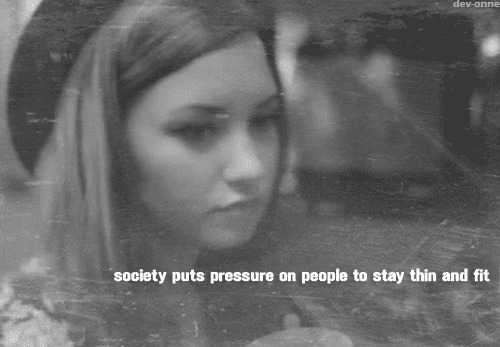 ill-light-ed:     my old blog pretty-corpses was deleted, and this is my new blog xo      