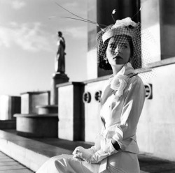 una-lady-italiana:  By Rodney Smith 