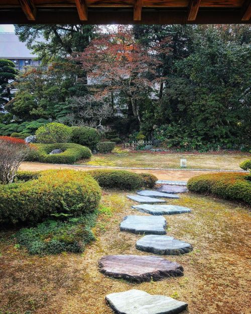 暁雨館（旧山中氏庭園）[ 愛媛県四国中央市 ] ② Gyoukan Garden, Shikokuchuo, Ehime ーー俳人 #小林一茶 も訪れた豪農屋敷に江戸時代中期に作庭された枯山水庭園は、