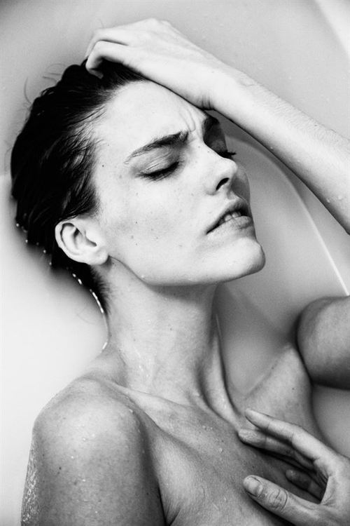 hugogreene:  Lola Van Vorst Photo: Eva K. Salvi
