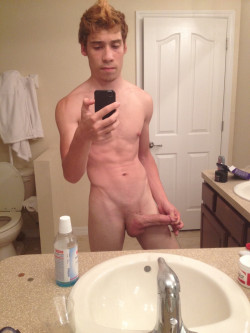 nakedtwinkboyscam:   Hot All ☆ Twinks and