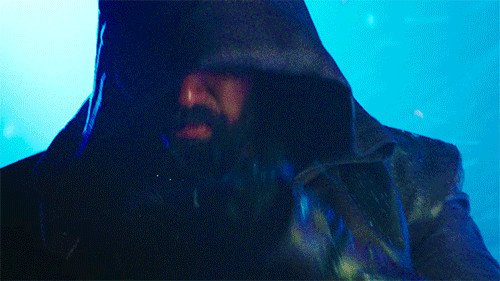 druid–allanon:The druid Allanon’s entrance in The Shannara Chronicles season 2 premier