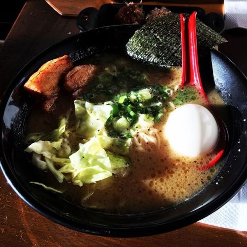 RAMEN DELICIOUSNESS!! #ramen #myfavoritemeal #japanesefood #delicious #fashionfunpj (at Ramen Yukino