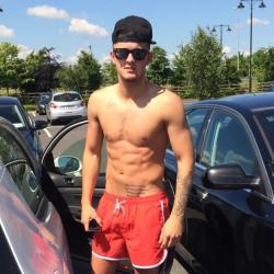 nick99cgn-v2:  Follow me and see more hot Boys and Men