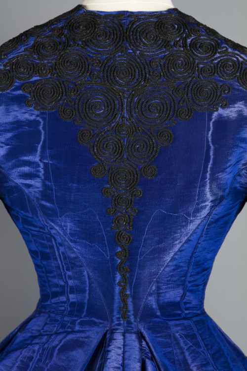 Visiting dress ca. 1868From the Maryland Center for History and Culture