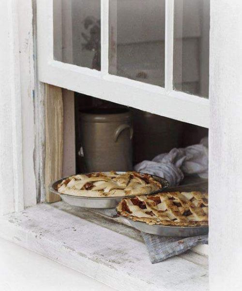 old-magic:an insight to my daydreams for my future…cooling pies on the window and a whistling kettle