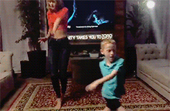 wonderlandtaylor:taylorswift: Finally got to meet Dylan, the 7-year-old who passionately danced to S