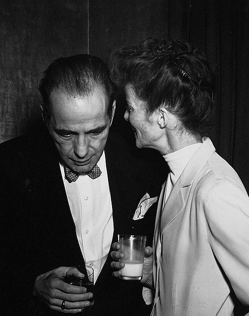 cinemamonamour:  Humphrey Bogart and Katharine Hepburn at The African Queen premiere, 1951