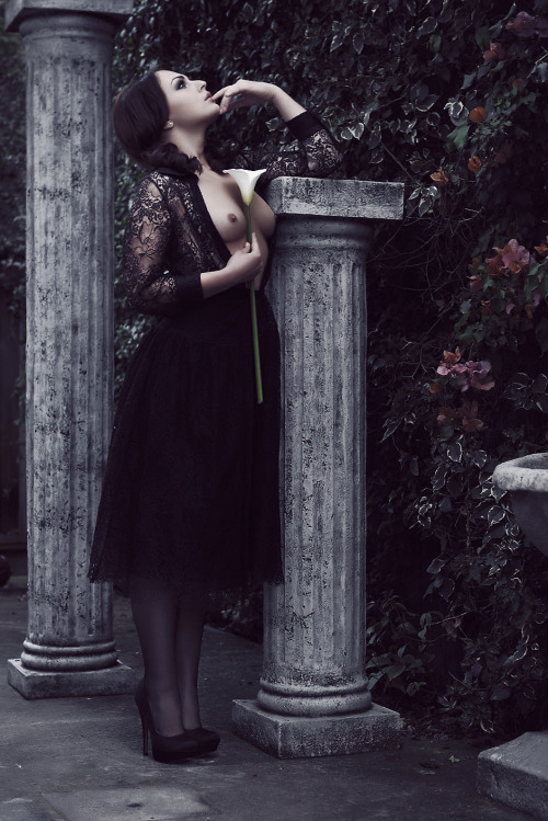 anastasiaarteyeva:  By Rudi Amedeus. 