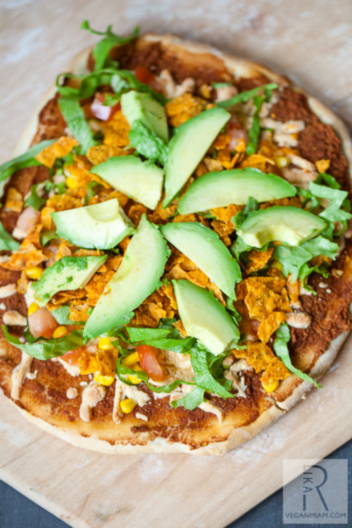 vegan-yums:  Mexican pizza *~* Nacho pizza Dairy free mexican pizza’ Vegan taco pizza Vegan Stuffed Crust Mexican Pizza Homemade mexican pizza Chipotle refried beans, pico de gallo, lime crema mexican pizza 