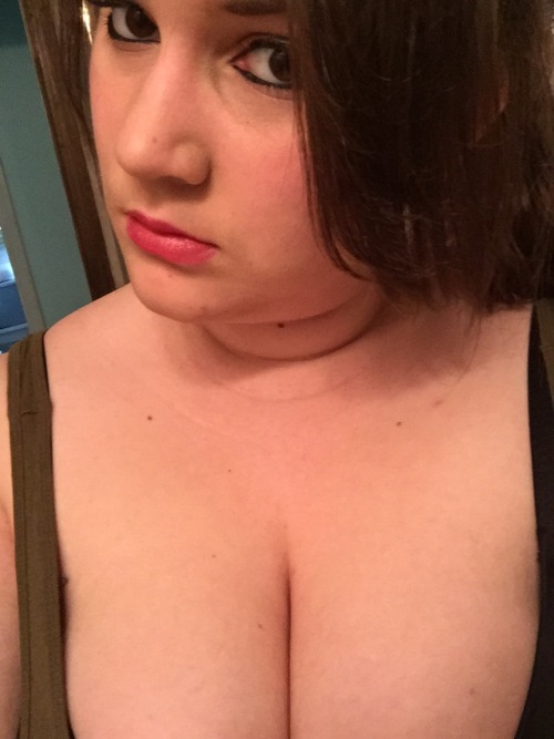 in-a-world-of-paper-flowers:  Idk feeling kinda good about myself