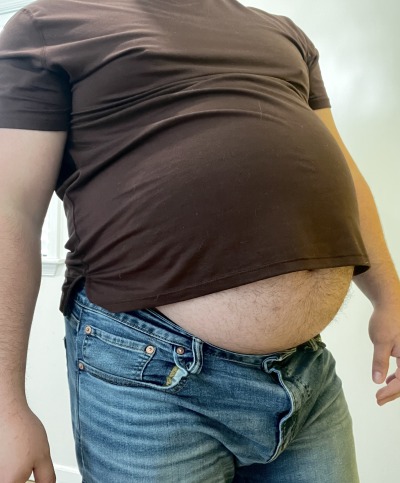 stackedlikeflapjacks:Burp*Does it look a bit bigger compared to my last pic?