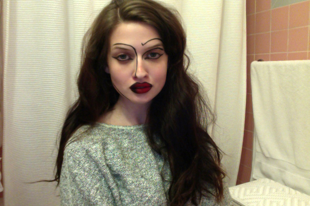 crunchwrapmistress:  i should probably start that essay……….