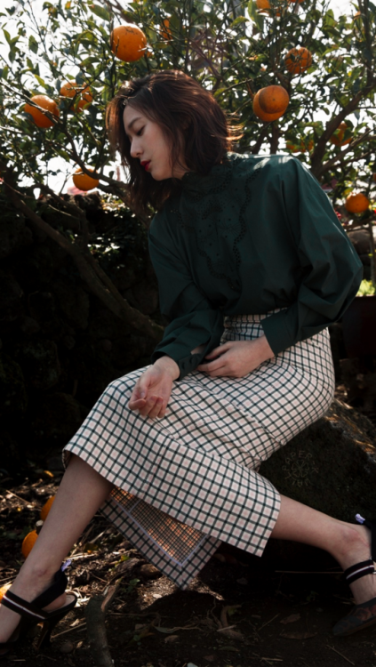 『KRYSTAL』saved? reblog or like