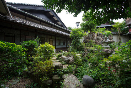 kuroyuki:  料理旅館 文一 by m-louis on Flickr.
