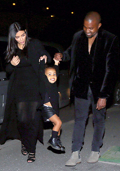 lilgivenchyprincess:  celebritiesofcolor:Kanye