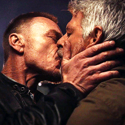 granpappy-winchester:“You heard something. What was it?”“Nothing at all.”“That’s a start.”“In 