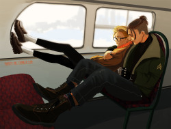 ninemoons42:  marty-mc:  Happy OTP Valentine’s Day! Have some tiny hipster Steve with his veteran boyfriend  aaaaaaawwwwww yes!!!! 