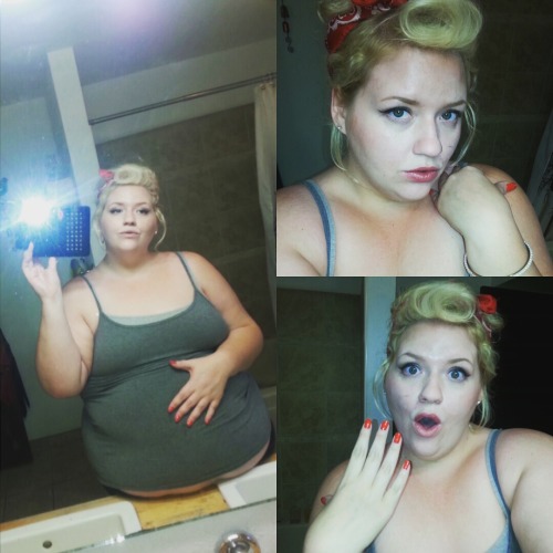 lisalamb:  Lisa Lamb + pinup 