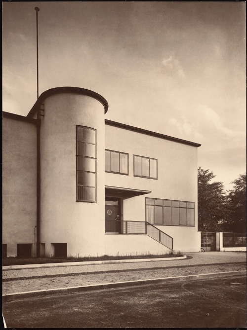 Franz Erich Kassbaum & Karl Grabenhorst, Veterinary academy, view of the gym, 1929-30. Hanover, 