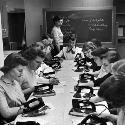 takecareofwomen:the50s: Home economics class, 1950’s (LIFE) Bring it back  this is the the instructi