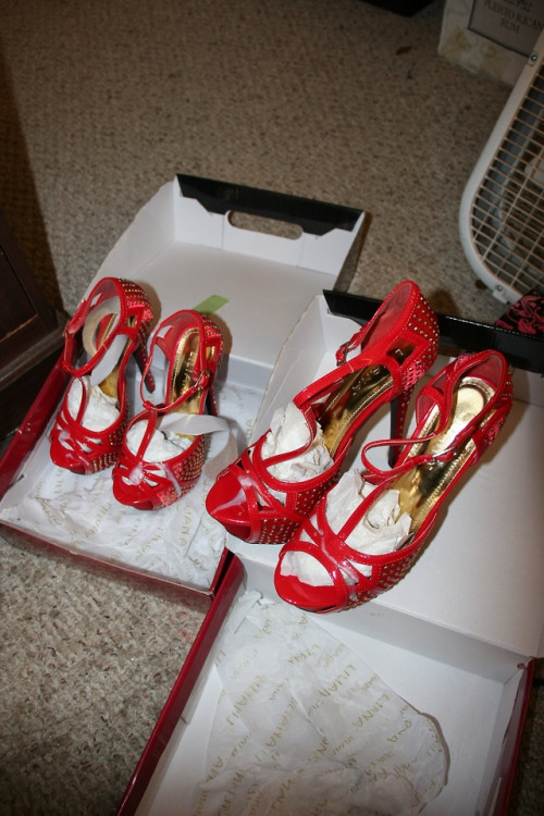 cumonheelsblog: Hers and mine right out of the box !!