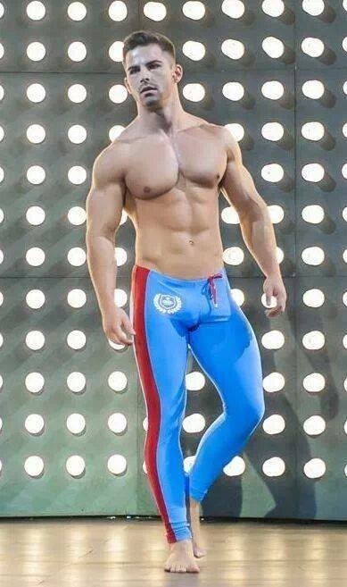 big-strong-tough:  dante80sa:  Dante’s Hot Men http://dante80sa.tumblr.com  Roman