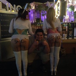 meanwhileinvegas:Lmao #LasVegas #ass #sincity