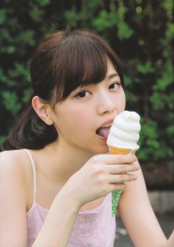 Nogizaka46 Posts