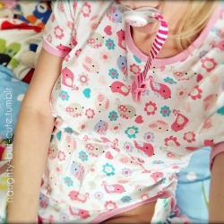 naughty-but-cute:  Yay!!! 😍Daddy sent me a parcel with two new onesies among other things. I sooo like this one with birds and flowers on it 😍💖📦🎉💖Thank you Daddy 🤗❤️🤗
