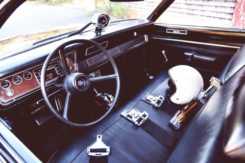 theoldiebutgoodie:  Vision Quest: This Period Perfect 1971 Demon Was Built By A Kid Born 20 Years Late (Photos by Dave Nutting) 